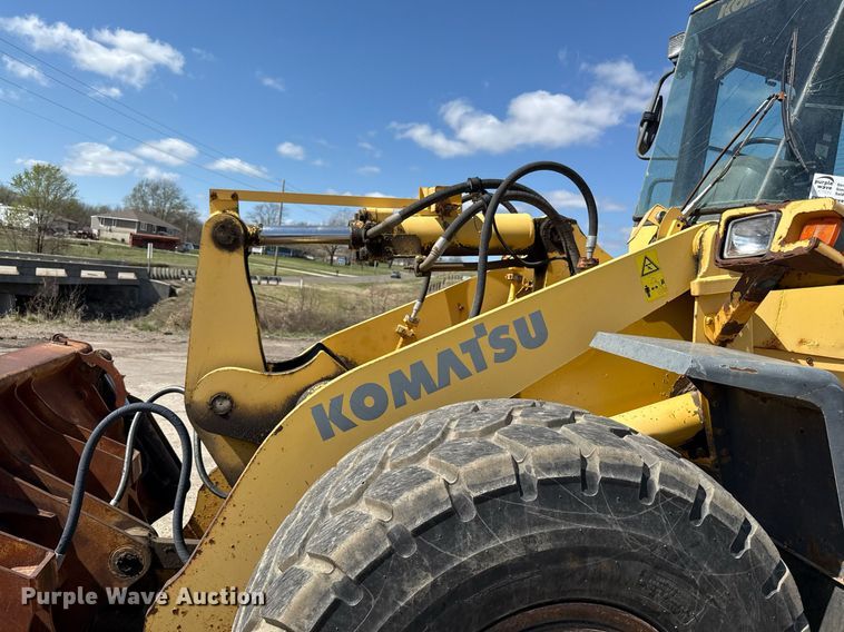 image for item ED4166 2002 Komatsu WA250-3MC wheel loader