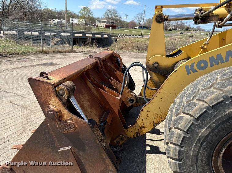 image for item ED4166 2002 Komatsu WA250-3MC wheel loader