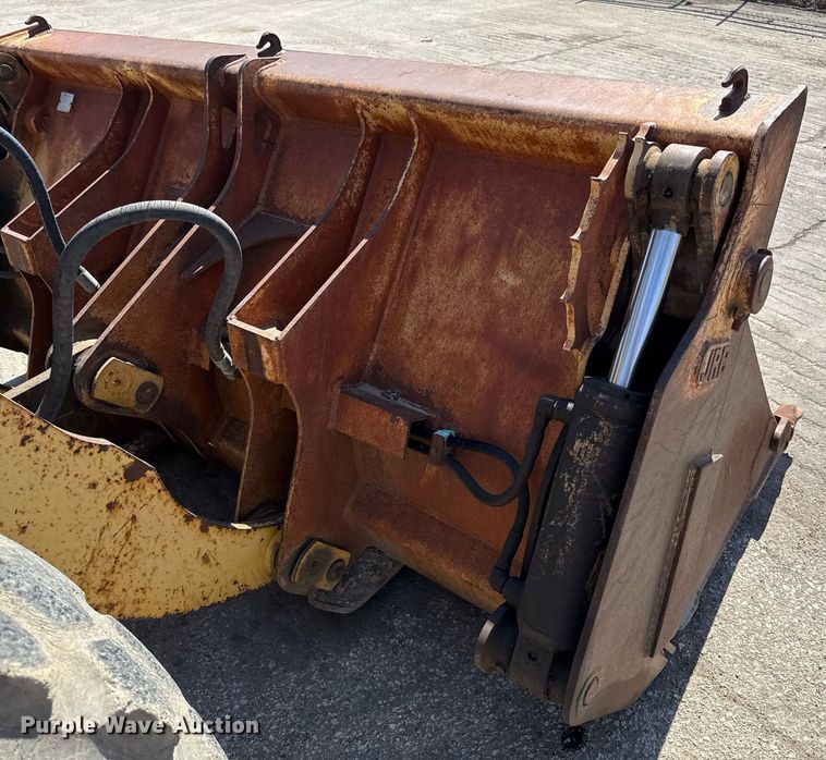 image for item ED4166 2002 Komatsu WA250-3MC wheel loader