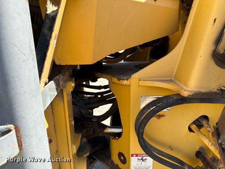 image for item ED4166 2002 Komatsu WA250-3MC wheel loader