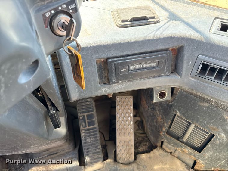 image for item ED4166 2002 Komatsu WA250-3MC wheel loader