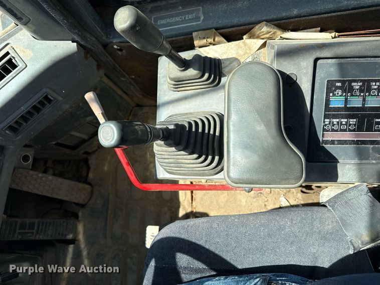 image for item ED4166 2002 Komatsu WA250-3MC wheel loader