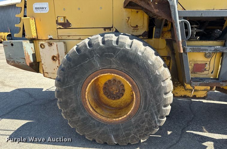 image for item ED4166 2002 Komatsu WA250-3MC wheel loader