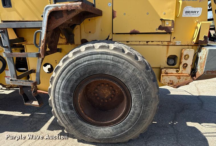 image for item ED4166 2002 Komatsu WA250-3MC wheel loader