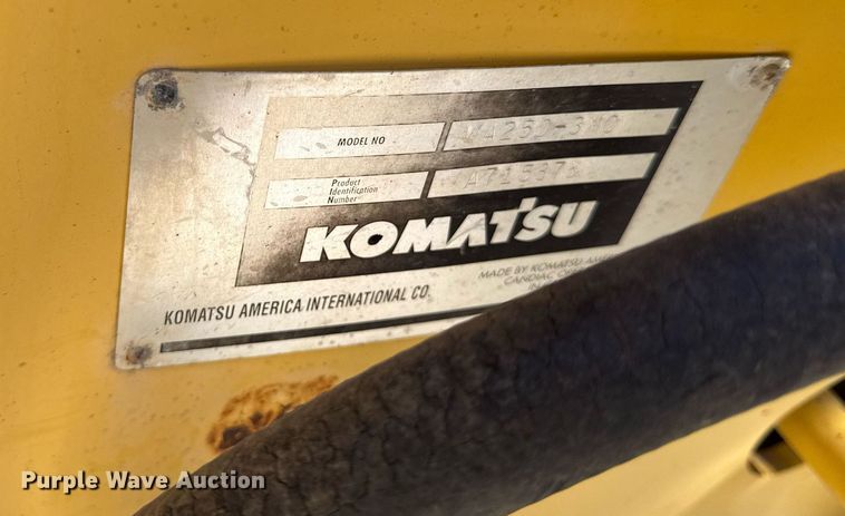 image for item ED4166 2002 Komatsu WA250-3MC wheel loader