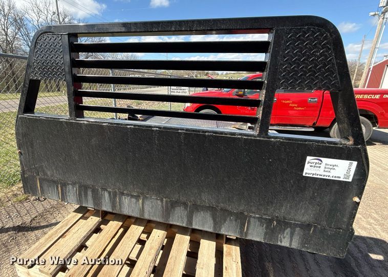 image for item ED4168 Besler Series 3150 hydraulic bale bed