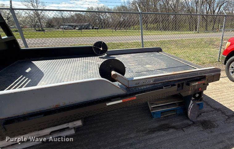 image for item ED4168 Besler Series 3150 hydraulic bale bed