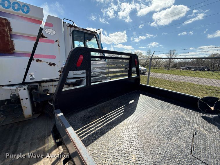 image for item ED4168 Besler Series 3150 hydraulic bale bed