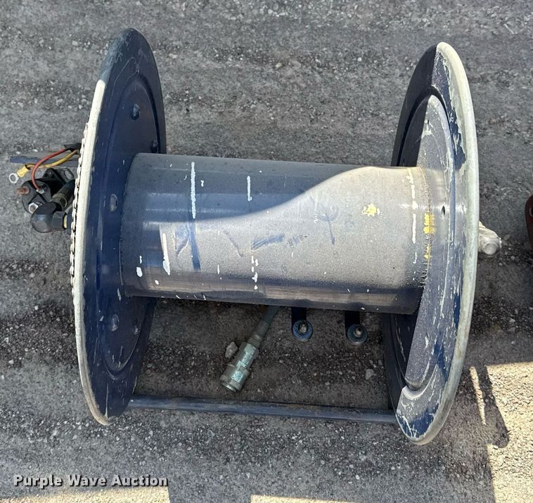 image for item ED4172 (2) hose reels