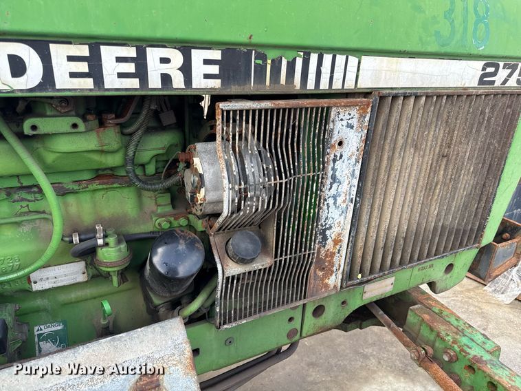 image for item ED4192 1989 John Deere 2755 tractor