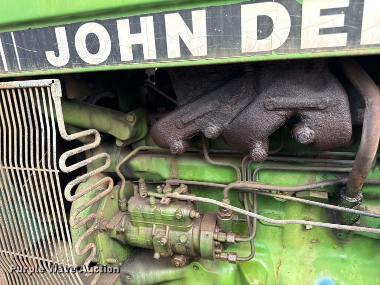 image for item ED4192 1989 John Deere 2755 tractor