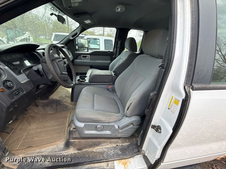 image for item ED4193 2011 Ford F150 XL SuperCab pickup truck