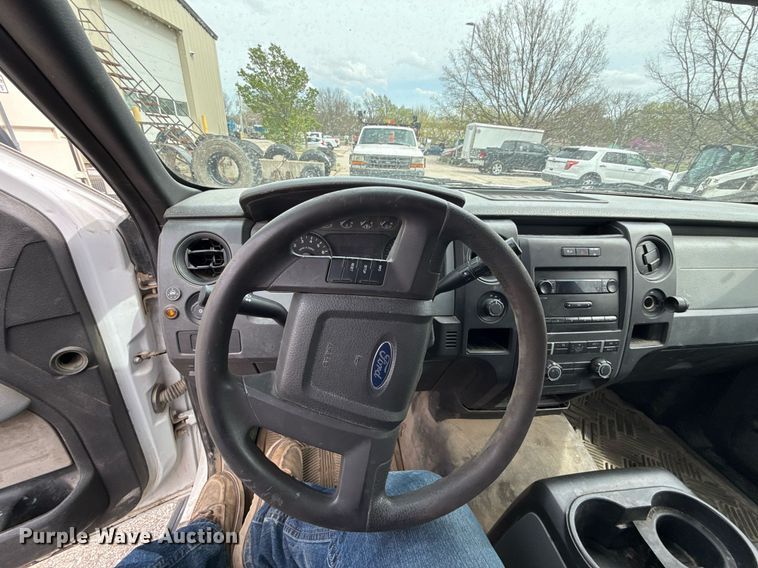 image for item ED4193 2011 Ford F150 XL SuperCab pickup truck