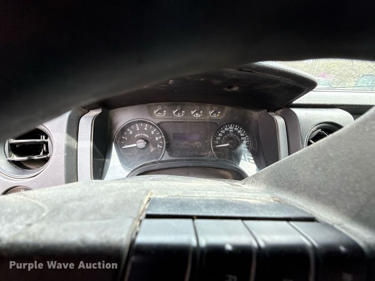 image for item ED4193 2011 Ford F150 XL SuperCab pickup truck