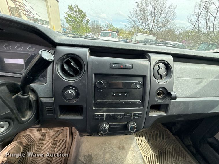 image for item ED4193 2011 Ford F150 XL SuperCab pickup truck