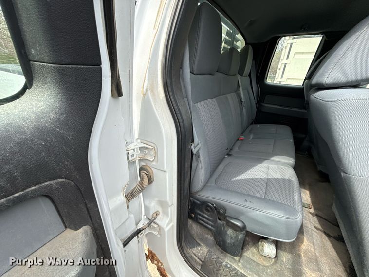 image for item ED4193 2011 Ford F150 XL SuperCab pickup truck