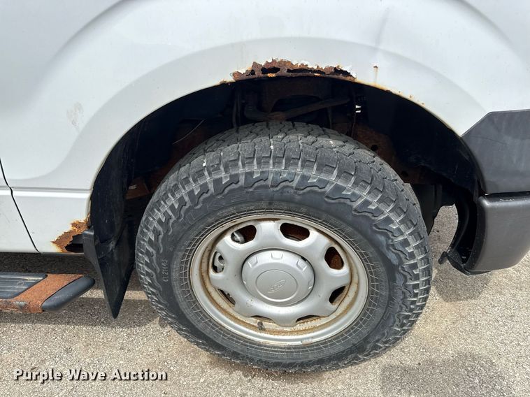 image for item ED4193 2011 Ford F150 XL SuperCab pickup truck