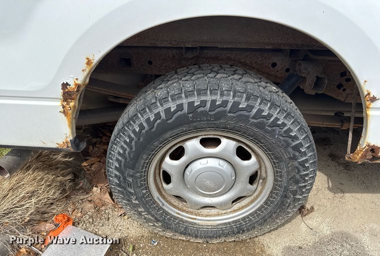 image for item ED4193 2011 Ford F150 XL SuperCab pickup truck