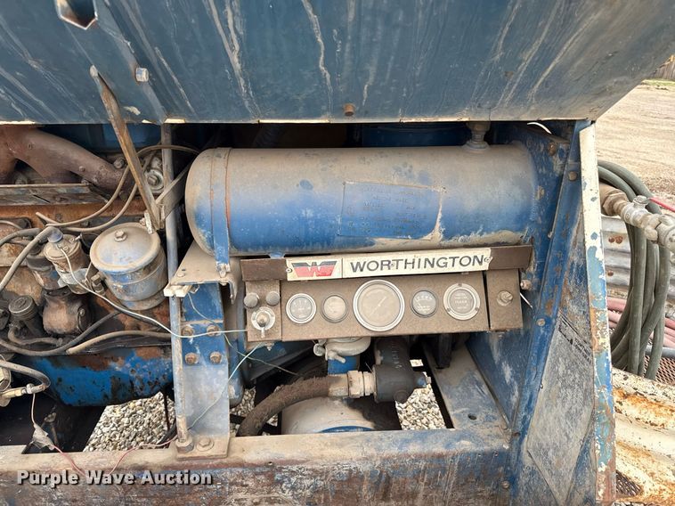 image for item ED4204 Worthington 125 Blue Brute air compressor