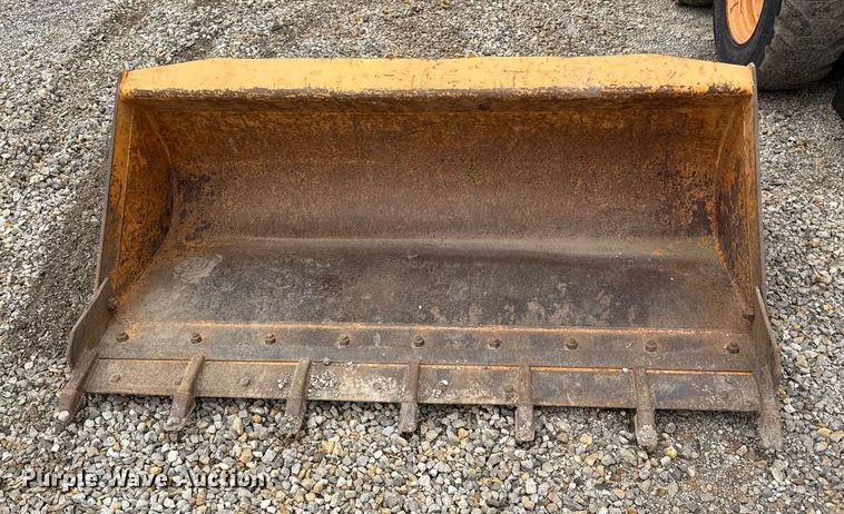 image for item ED4205 2001 Case 1840 skid steer loader