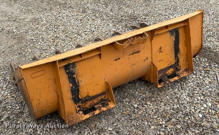 image for item ED4205 2001 Case 1840 skid steer loader