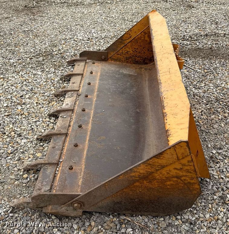 image for item ED4205 2001 Case 1840 skid steer loader