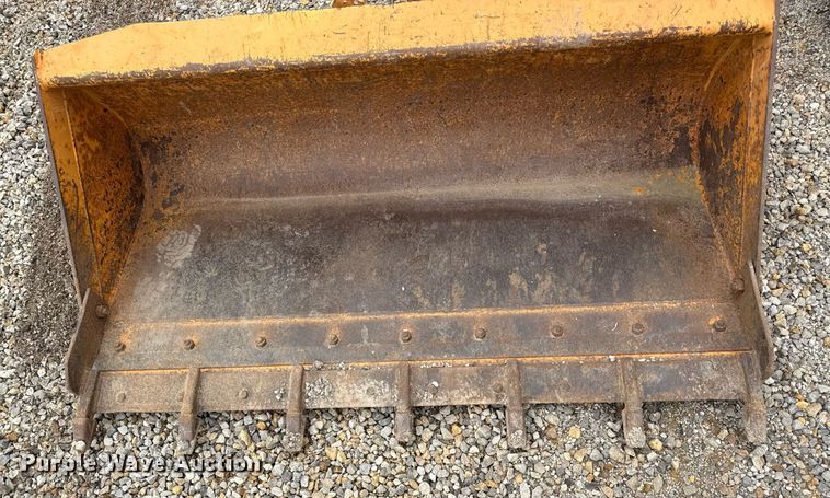 image for item ED4205 2001 Case 1840 skid steer loader