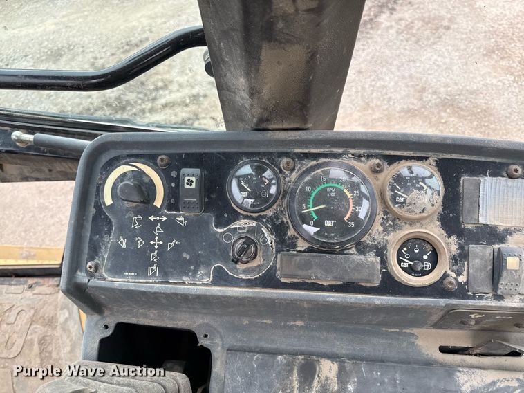 image for item ED4206 1998 Caterpillar 416C backhoe