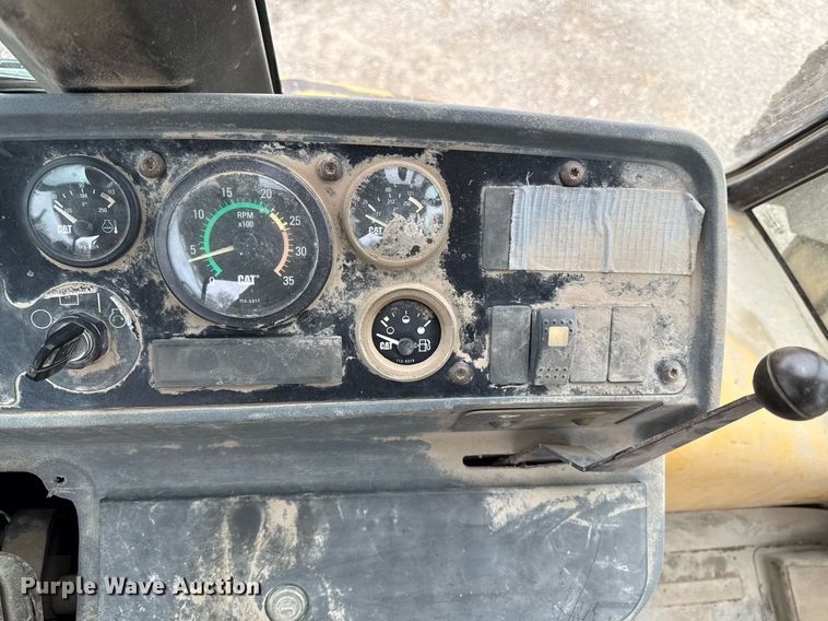 image for item ED4206 1998 Caterpillar 416C backhoe