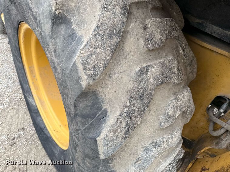 image for item ED4206 1998 Caterpillar 416C backhoe