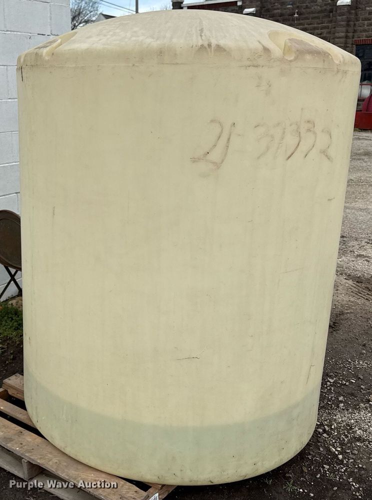 image for item ED4207 Poly tank