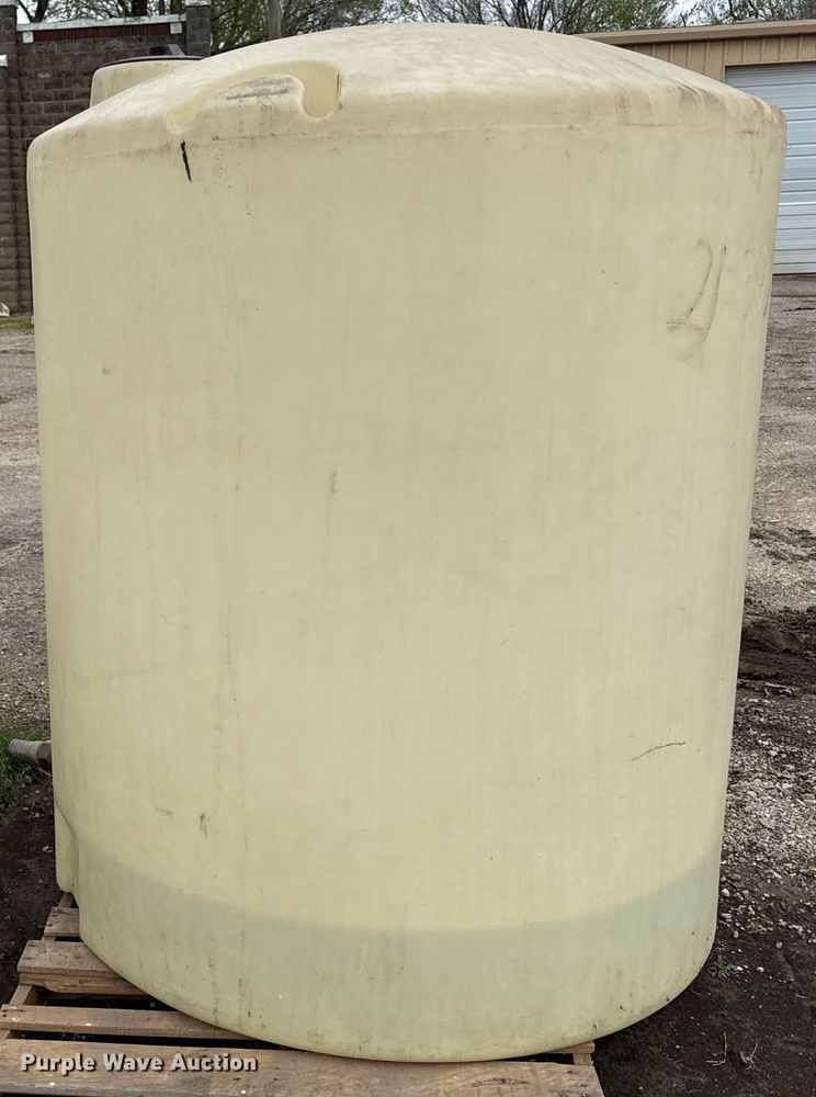 image for item ED4207 Poly tank