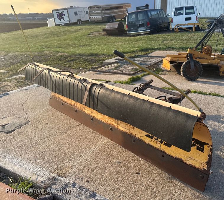 image for item EG6224 Mayer ST-7.5 snow plow