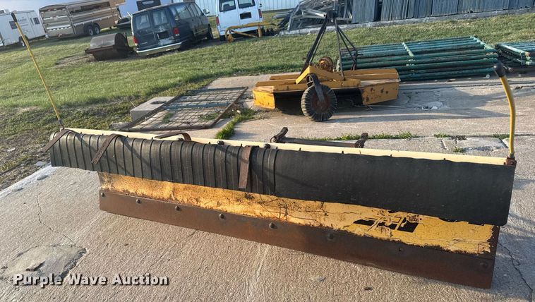 image for item EG6224 Mayer ST-7.5 snow plow