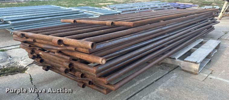 image for item EG6233 Fence panels