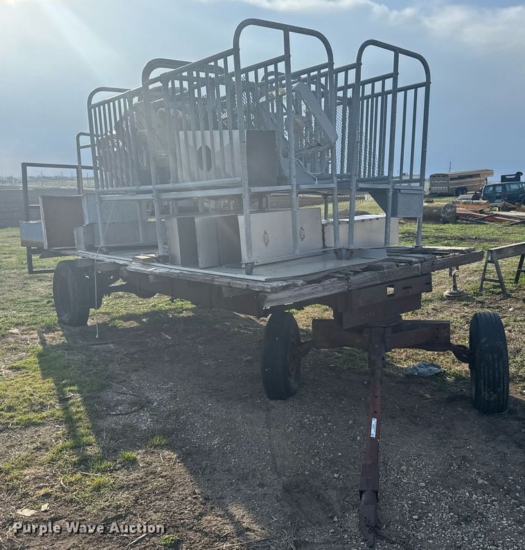 image for item EG6238 Hay wagon