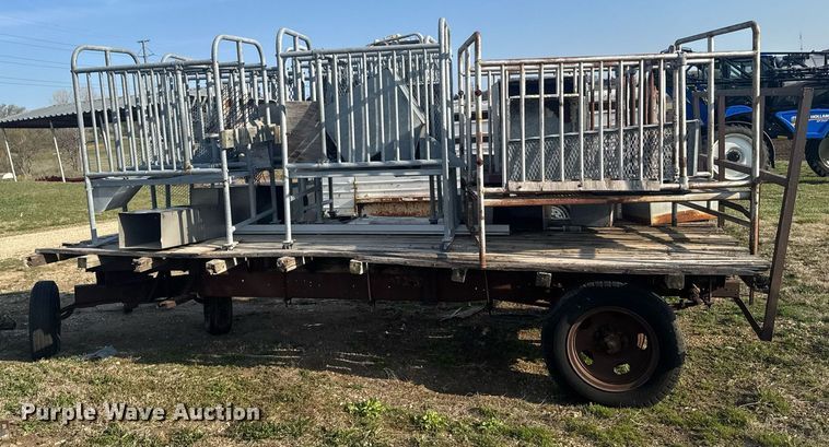 image for item EG6238 Hay wagon