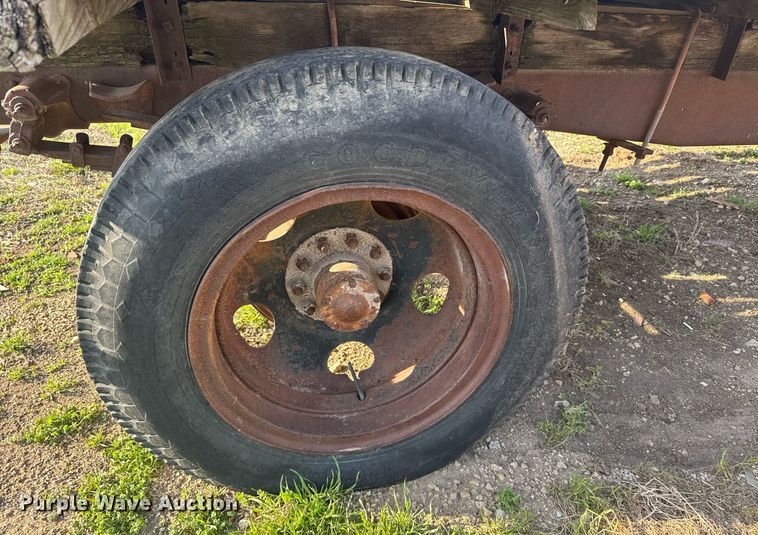 image for item EG6238 Hay wagon