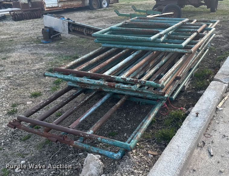 image for item EG6240 (14) fence panels