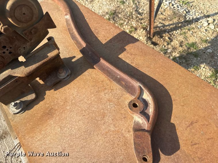 image for item EG6242 Famco arbor press