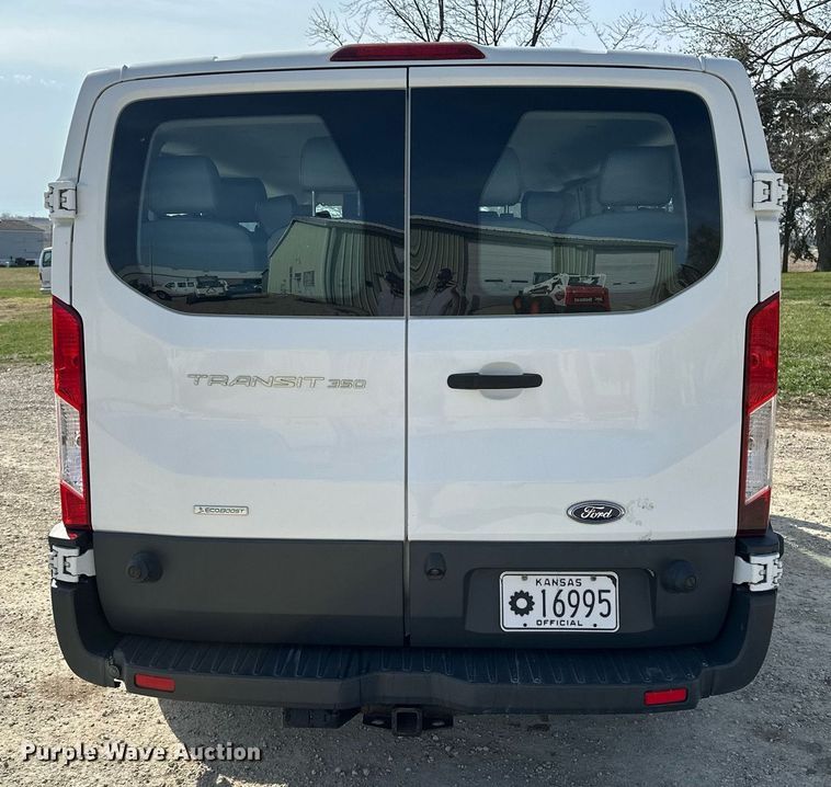image for item EG6245 2016 Ford Transit 350 van