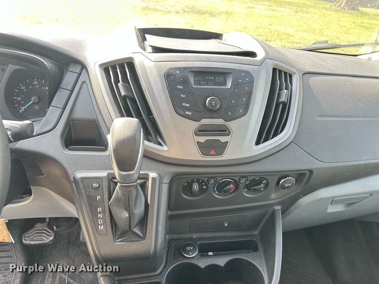 image for item EG6245 2016 Ford Transit 350 van