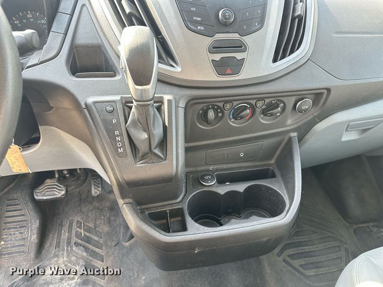 image for item EG6245 2016 Ford Transit 350 van