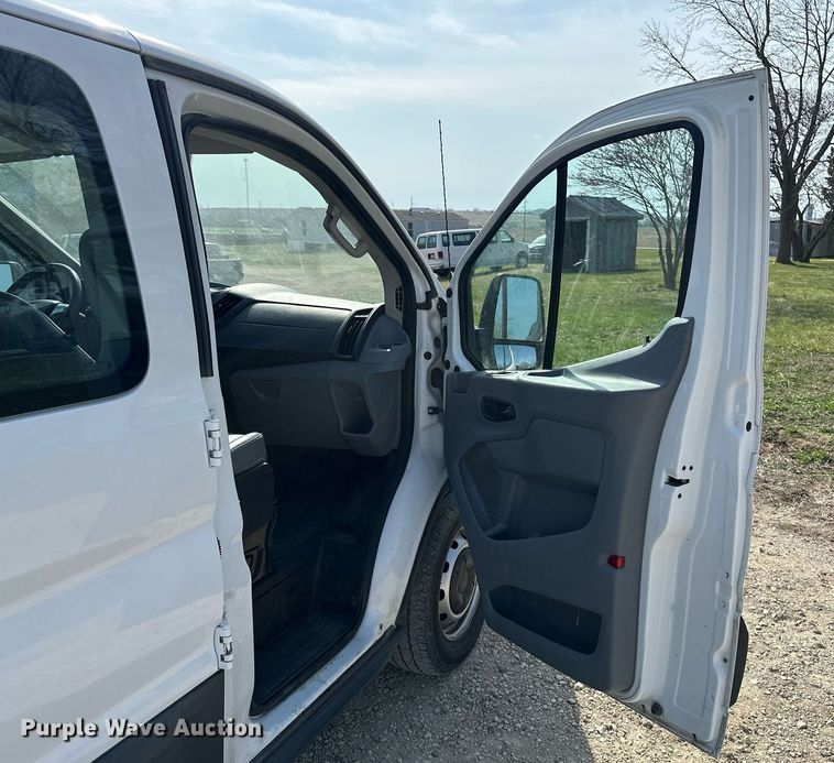 image for item EG6245 2016 Ford Transit 350 van