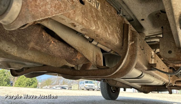 image for item EG6246 2006 Ford E350 Super Duty van