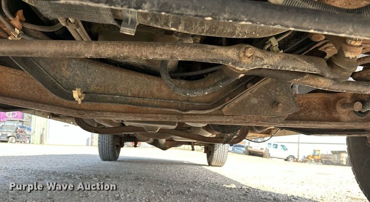 image for item EG6246 2006 Ford E350 Super Duty van