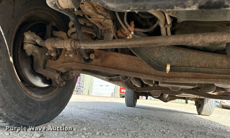 image for item EG6246 2006 Ford E350 Super Duty van