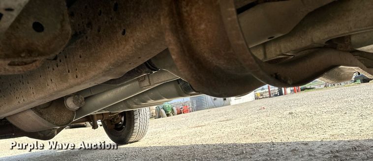 image for item EG6246 2006 Ford E350 Super Duty van