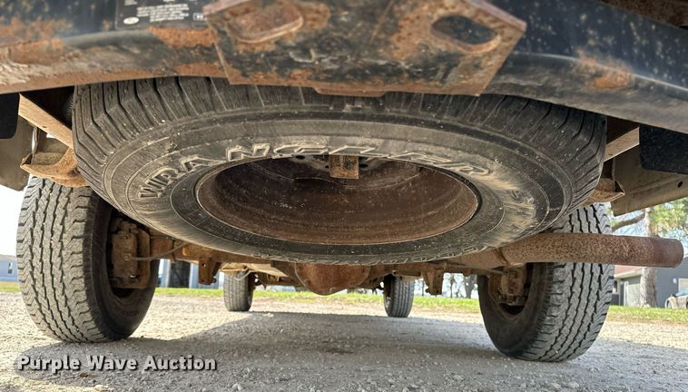 image for item EG6246 2006 Ford E350 Super Duty van