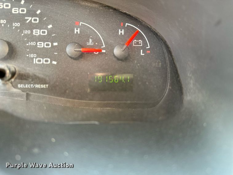 image for item EG6246 2006 Ford E350 Super Duty van